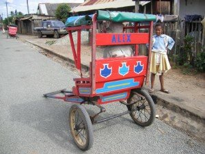 pousse pousse malgache.JPG