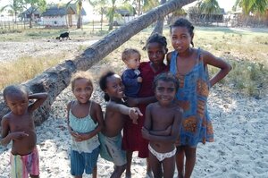 39-village-vezo-enfants
