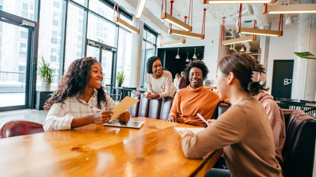 améliorez vos compétences pour créer des stratégies communicantes